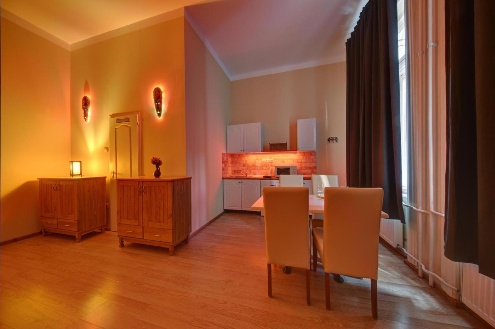شقة Fashion Street Loft بودابست المظهر الخارجي الصورة